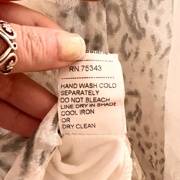 Viola Borghi Sz L Made in Italy 100% silk overlay leopard blouse long sleeve. - Picture 7 of 7